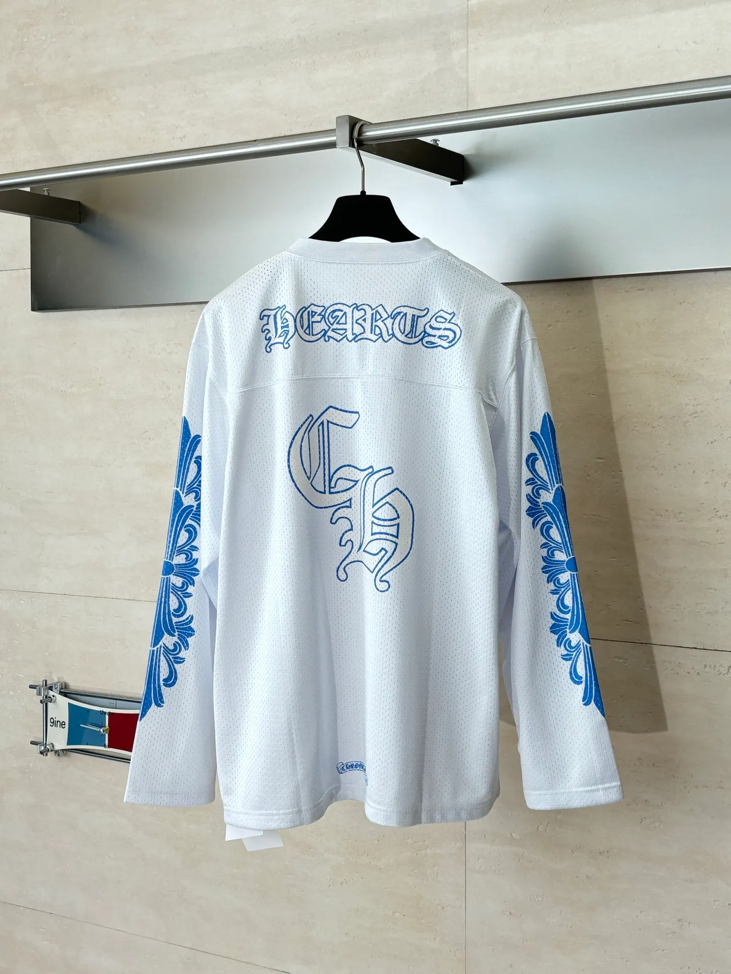 P350 Chrome Heart*/Chrome Heart Sanskrit printed mesh hockey long sleeves YB open plate Fixed dyeing color The highest version on the market The fabric is made of high-density 100D bird's eye cloth Double-sided mesh positioning is very time-consuming The cost of labor loss is very high Non-market single-layer thin transparent bottom junk Goods for both men and women OS version Size: S/M/L
